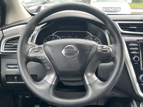 Used 2022 Nissan Murano S AWD/4WD image 20