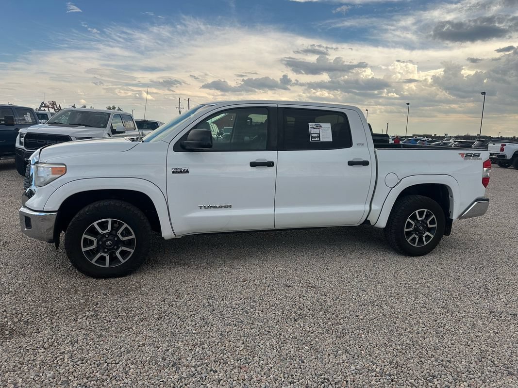 Used 2017 Toyota Tundra SR5 w/ SR5 Upgrade Package AWD/4WD image 6