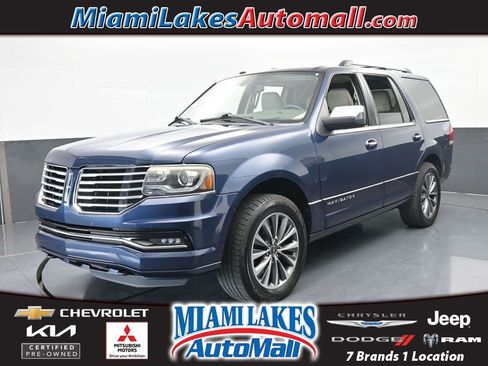 Used 2016 Lincoln Navigator Select image 1