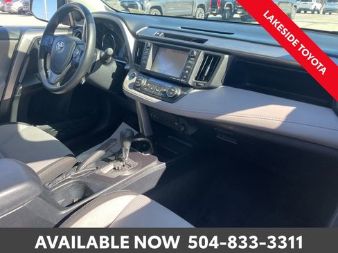 Used 2016 Toyota RAV4 XLE image 17
