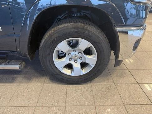 Used 2025 RAM 1500 Big Horn AWD/4WD image 10