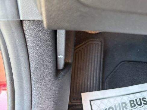 Used 2024 Kia K5 GT-Line image 35