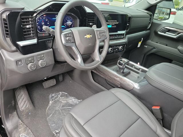 New 2026 Chevrolet Silverado 1500 LTZ w/ LTZ Convenience Package II AWD/4WD image 8
