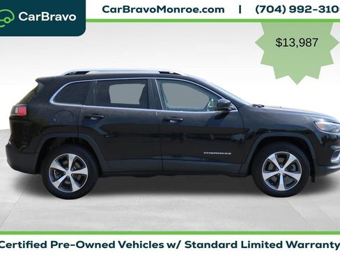 Used 2019 Jeep Cherokee Limited AWD/4WD image 5