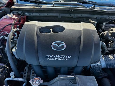 Used 2017 MAZDA MAZDA3 Touring w/ Popular Equipment Package image 34