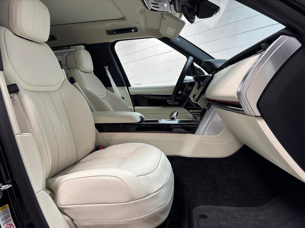 New 2026 Land Rover Range Rover SE AWD/4WD image 32