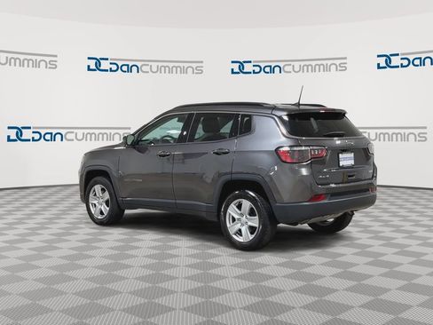 Used 2022 Jeep Compass Latitude AWD/4WD image 6