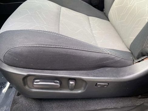 Used 2023 Toyota Tacoma TRD Sport image 18