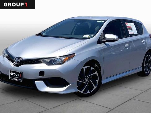 Used 2018 Toyota Corolla iM FWD image 1