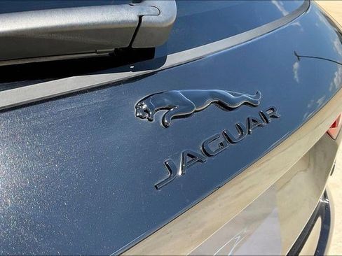 New 2026 Jaguar F-PACE R-Dynamic S image 9