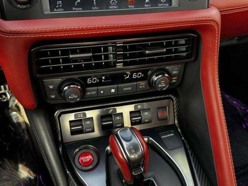 Used 2024 Nissan GT-R w/ Floor Mat Package AWD/4WD image 34