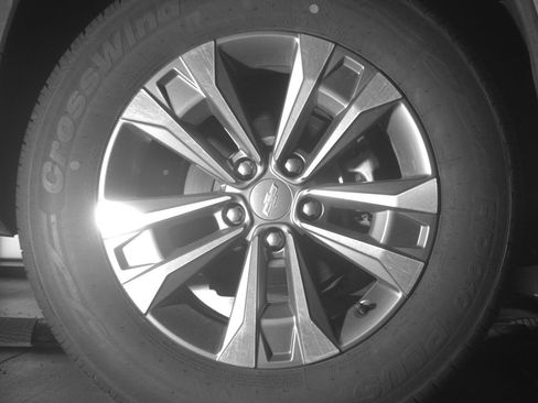 Used 2025 Chevrolet Equinox LT image 15