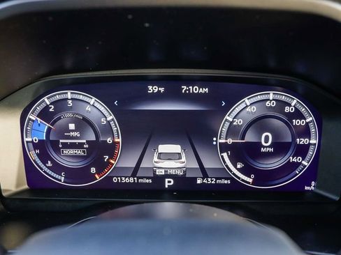 Used 2024 Mitsubishi Outlander SEL image 28