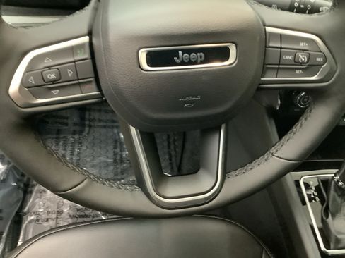 New 2026 Jeep Compass Latitude AWD/4WD image 14