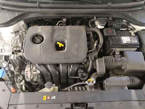 Used 2020 Hyundai Elantra Value Edition w/ Cargo Package (C1) FWD image 30