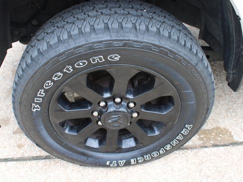 Used 2023 RAM 3500 Laramie AWD/4WD image 12