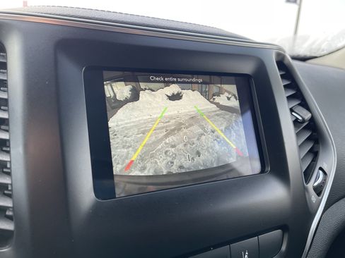 Used 2021 Jeep Cherokee Latitude Lux image 19