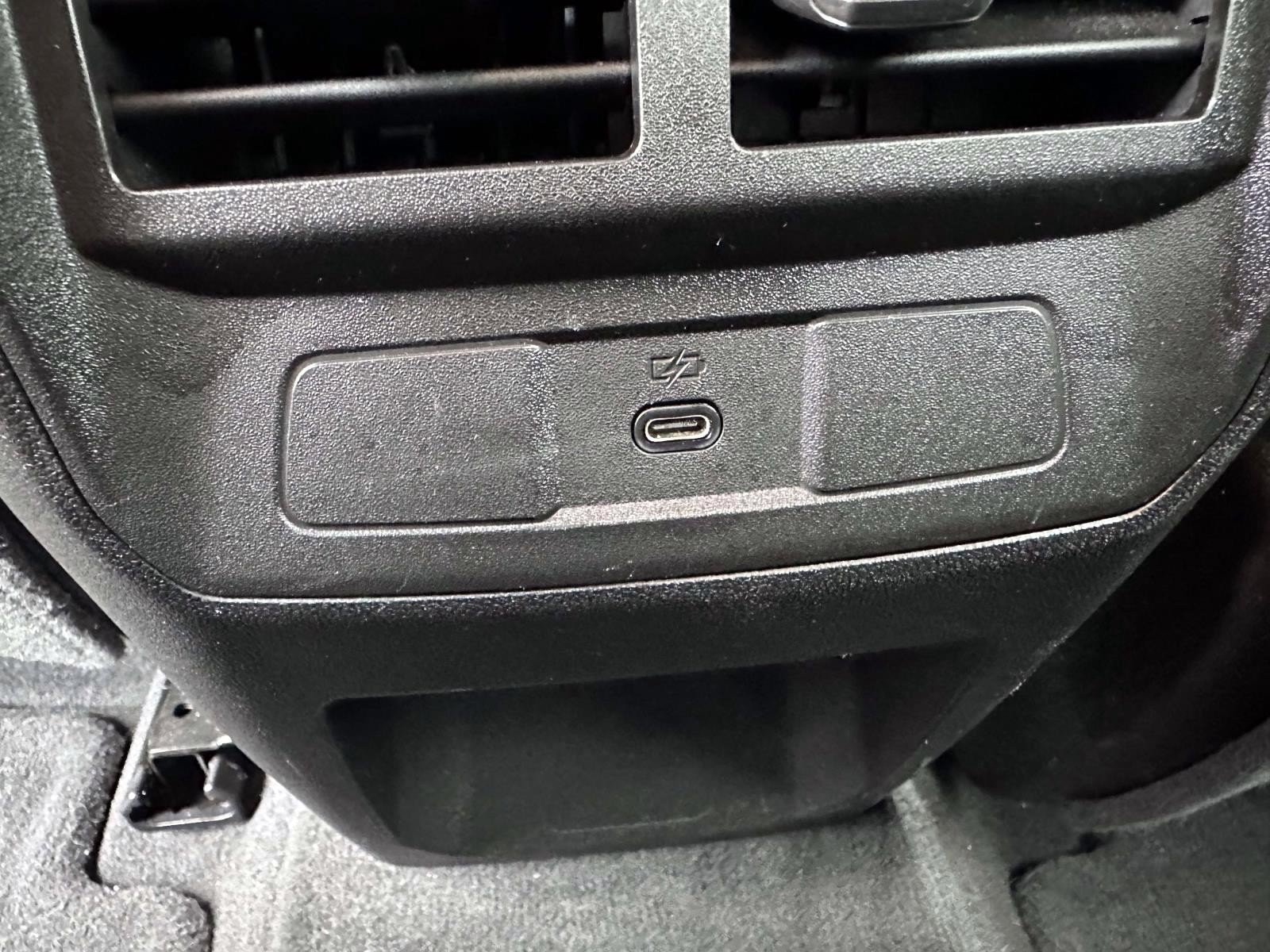 Used 2023 Chevrolet Colorado LT RWD image 13