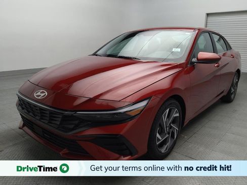 Used 2025 Hyundai Elantra SEL FWD image 1