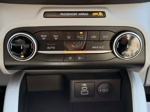 Used 2024 Ford Escape Active image 20