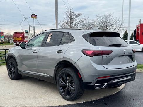 Used 2025 Buick Envision Sport Touring image 5