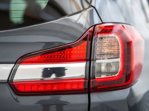 Used 2020 Subaru Ascent Touring AWD/4WD image 8