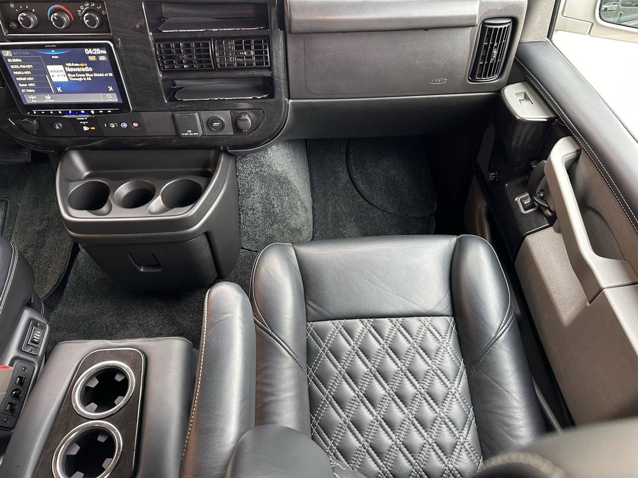 Used 2023 GMC Savana 2500 RWD image 59