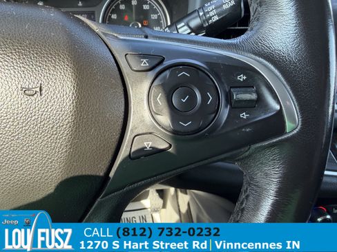 Used 2020 Buick Enclave Essence AWD/4WD image 22
