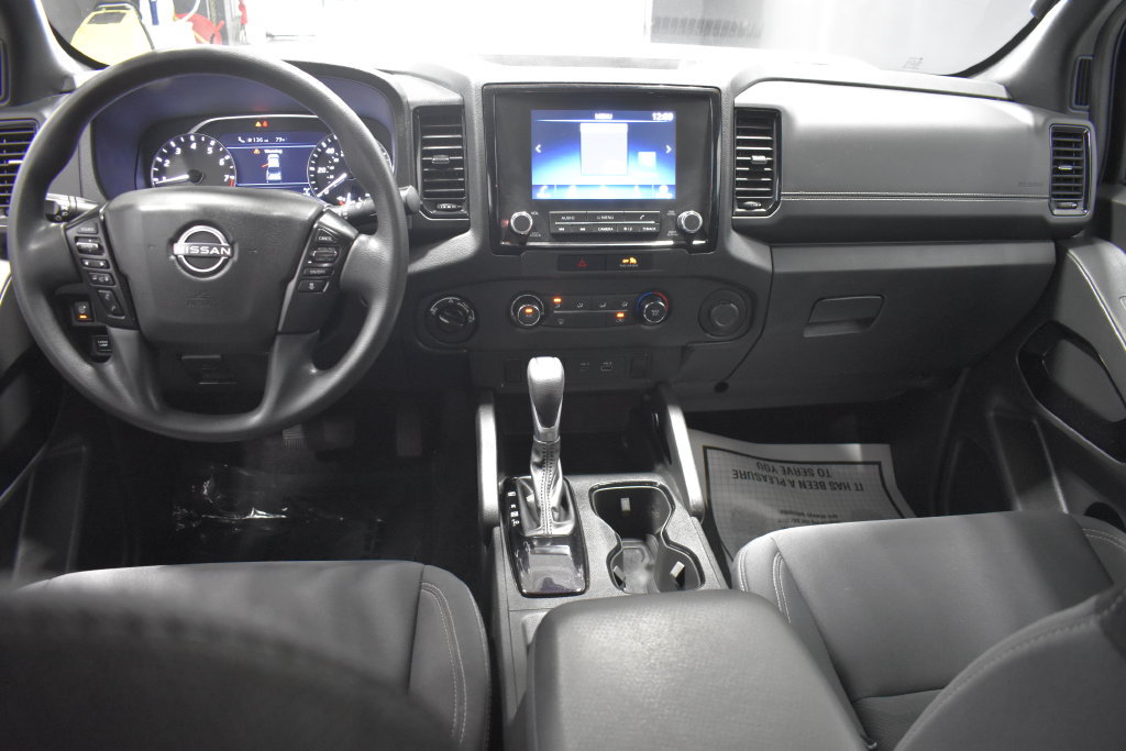 Used 2023 Nissan Frontier SV w/ Midnight Edition Package AWD/4WD image 13
