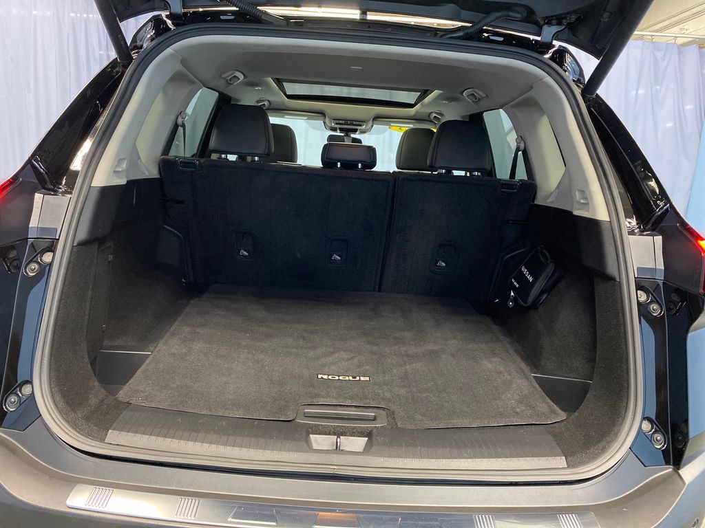 Used 2023 Nissan Rogue SV w/ SV Premium B Package AWD/4WD image 33