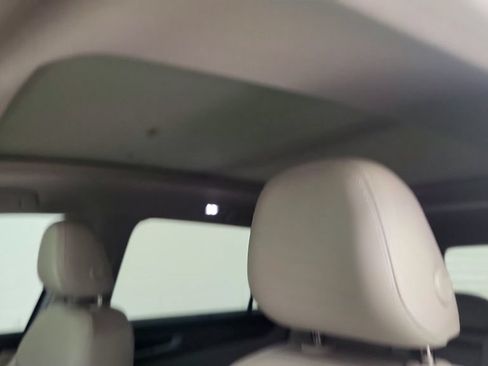 Used 2024 Volkswagen Atlas SE FWD image 16