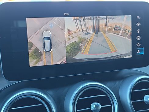 Certified 2021 Mercedes-Benz GLC 300 4MATIC image 21