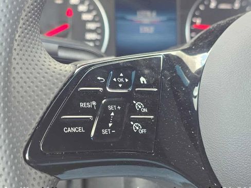 Used 2025 Mercedes-Benz Sprinter 2500 image 29