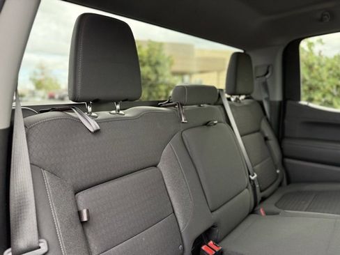 Used 2021 GMC Sierra 1500 Elevation image 13