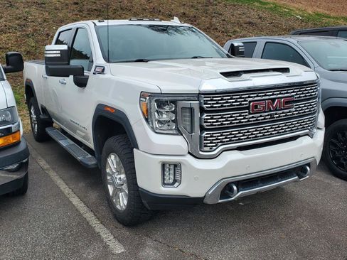 Used 2020 GMC Sierra 3500 Denali w/ Denali Ultimate Package image 2