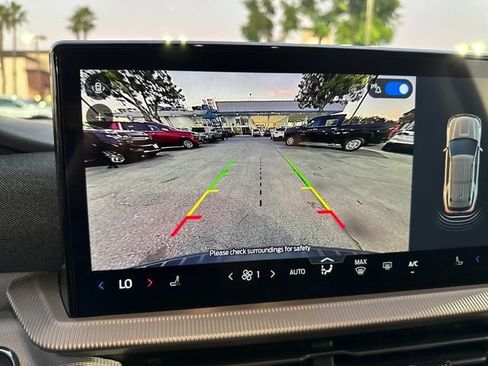 Used 2025 Ford Explorer Active image 20