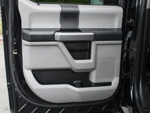 Used 2018 Ford F150 XLT RWD image 32
