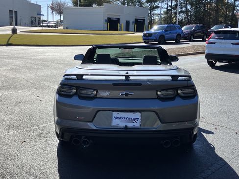 Used 2022 Chevrolet Camaro LT w/ RS Package image 9