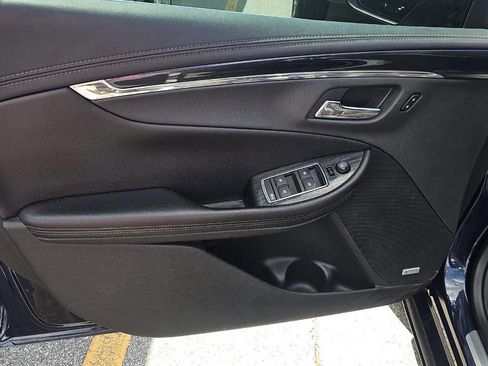Used 2019 Chevrolet Impala Premier FWD image 10
