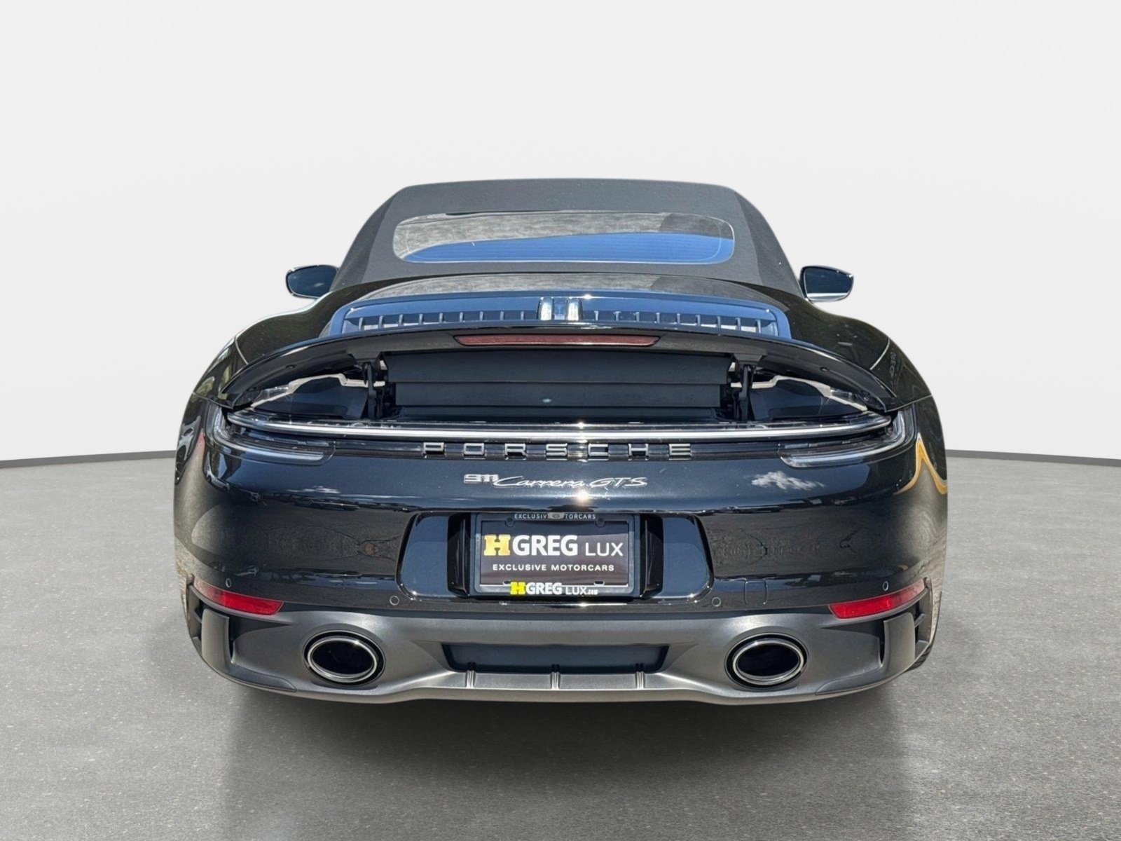 Used 2022 Porsche 911 Cabriolet image 4