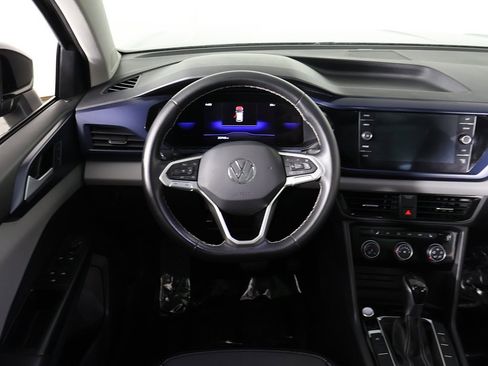 Used 2023 Volkswagen Taos SE w/ Panoramic Sunroof Package image 35