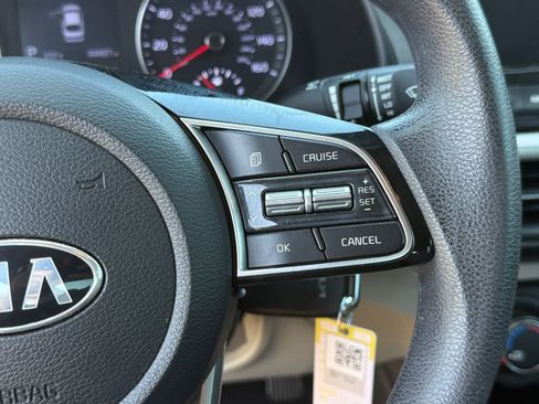 Used 2021 Kia Forte LXS FWD image 20