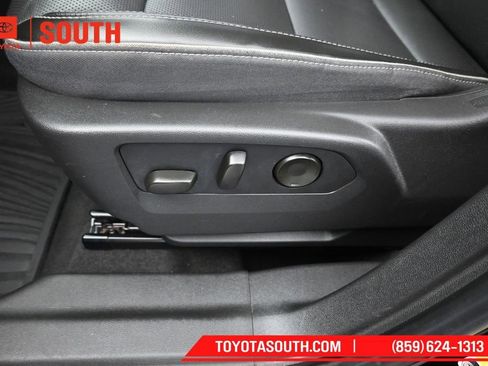 Used 2021 Buick Envision Essence w/ Sport Touring Package AWD/4WD image 21