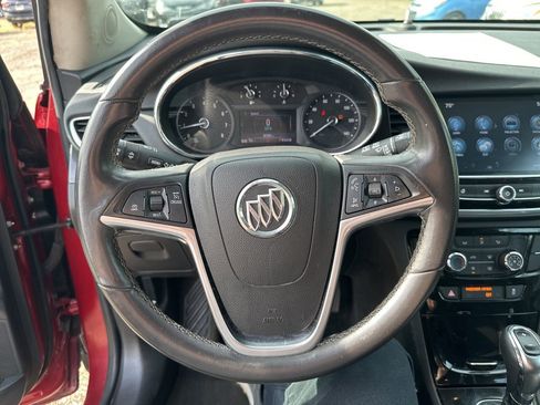 Used 2021 Buick Encore Preferred image 19