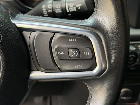 Used 2021 Jeep Wrangler Unlimited Sahara AWD/4WD image 25