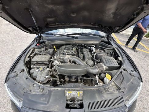 Used 2025 Dodge Durango GT AWD/4WD image 3