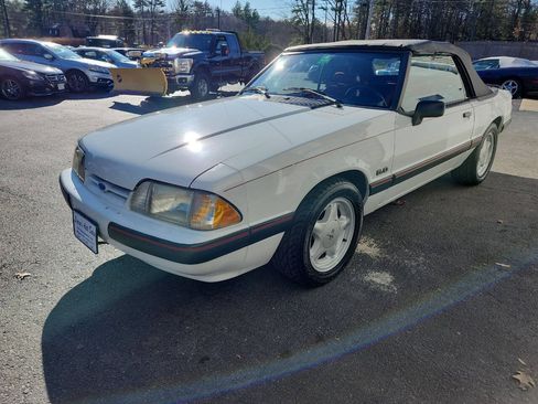 Used 1991 Ford Mustang LX RWD image 8