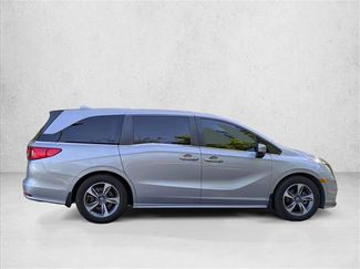 Used 2020 Honda Odyssey Touring video 4