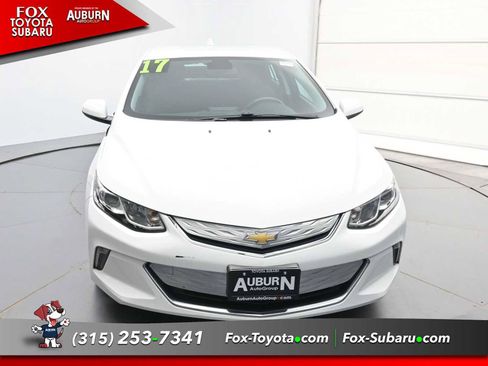 Used 2017 Chevrolet Volt LT w/ Comfort Package FWD image 3