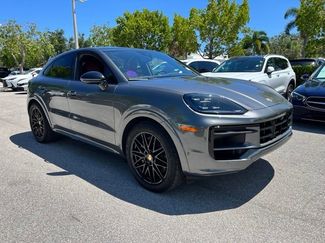 Used 2024 Porsche Cayenne Coupe w/ Premium Package Plus AWD/4WD video 1